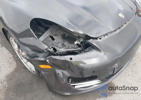 2010 Porsche Panamera 4S z USA, uszkodzony, nr VIN WP0AB2A77AL064087